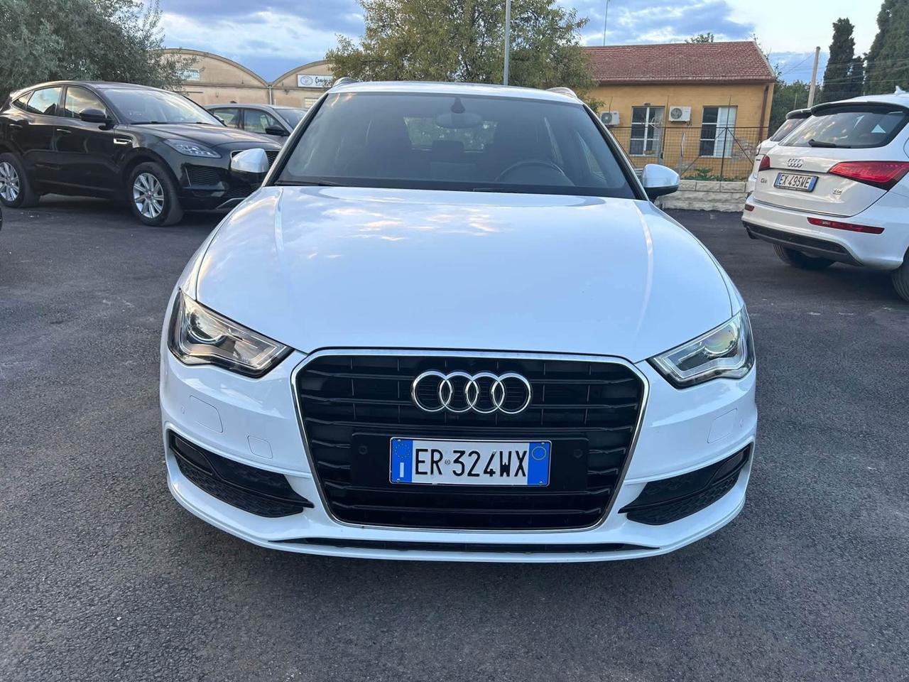 Audi A3 SPB 1.6 TDI CR F.AP. Young Edition