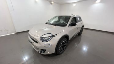 Fiat 600 Hybrid DCT MHEV La Prima