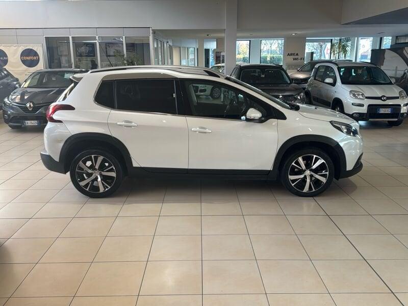 Peugeot 2008 BlueHDi 120 S&S Allure