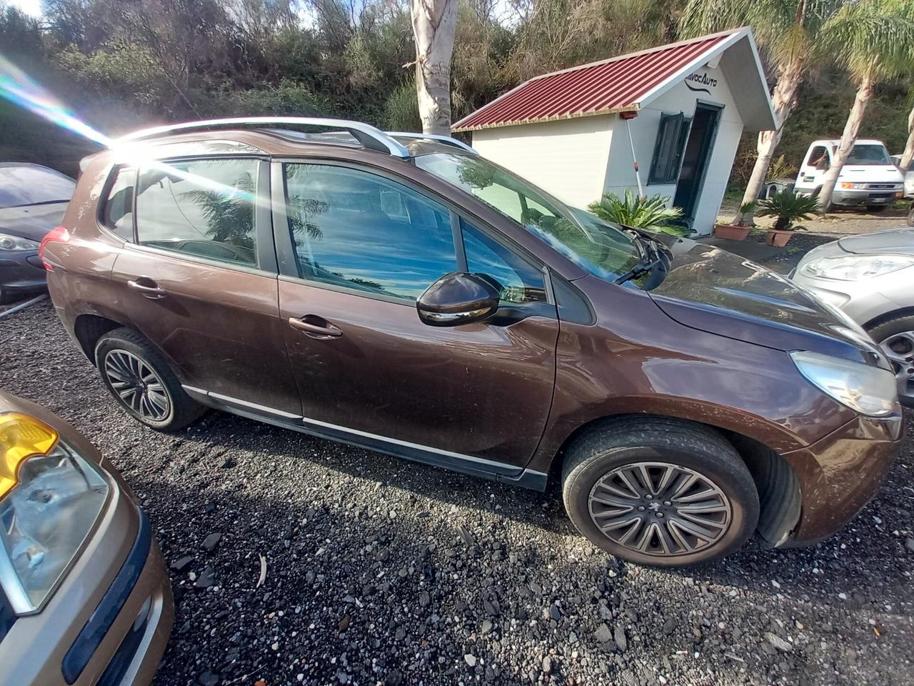 Peugeot 2008 1.6 e-HDi 115 CV Stop&Start Allure