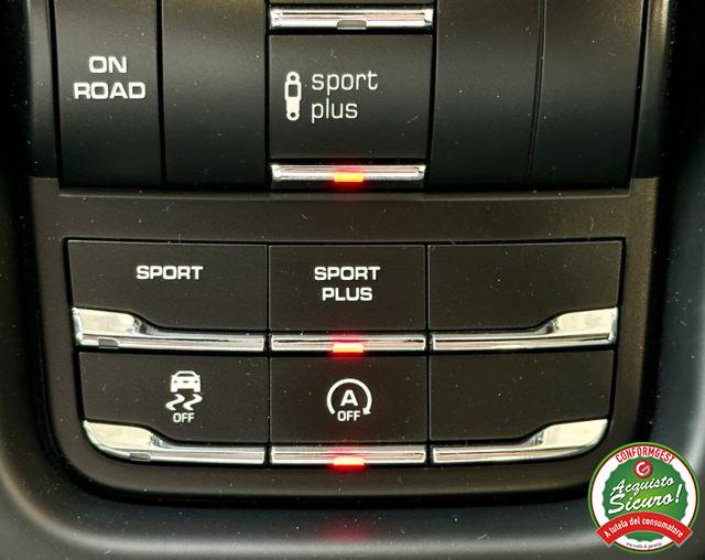 PORSCHE Cayenne 3.0 Diesel PlatinumEdition *TETTO*CHRONO*GTS PACK*