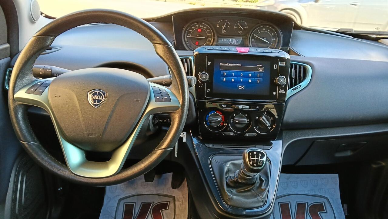 LANCIA YPSILON 1.0 HYBRID- GARANZIA FULL