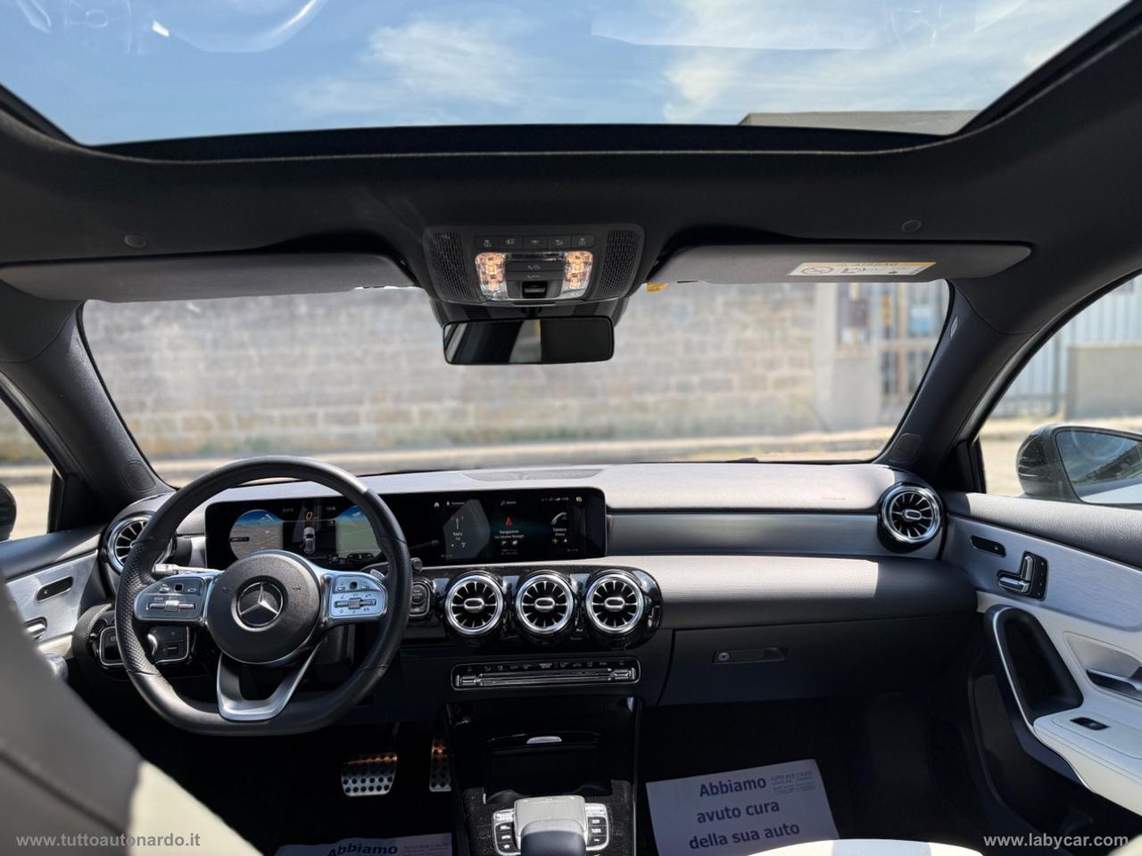 MERCEDES-BENZ A 180 d Automatic Premium