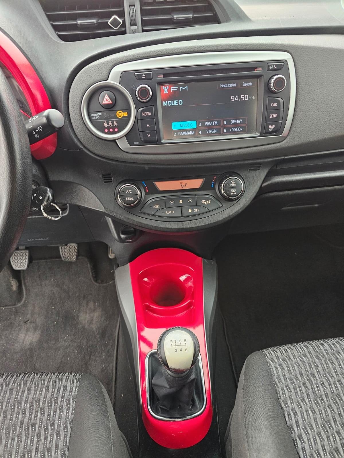 Toyota Yaris 1.4 D-4D 5 porte Lounge