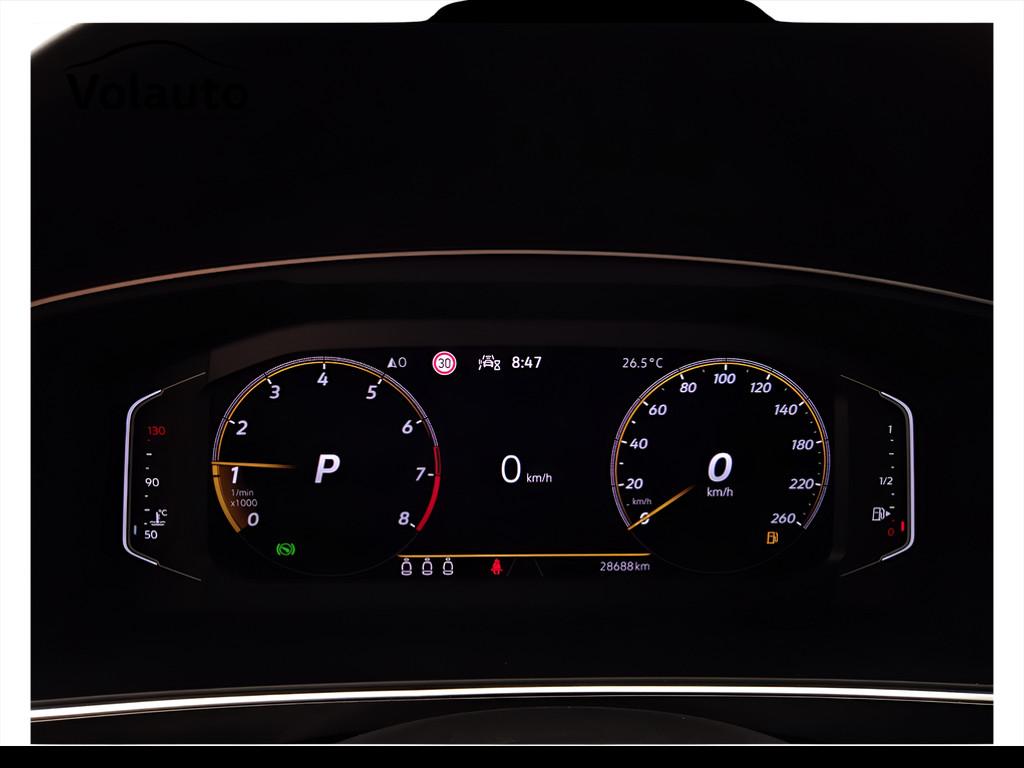 VOLKSWAGEN Tiguan II 2021 - Tiguan 1.5 tsi R-Line 150cv dsg