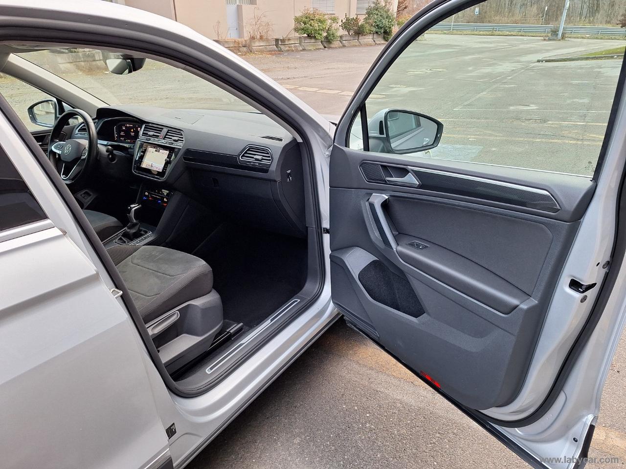 VOLKSWAGEN Tiguan 1.4 TSI eHYBRID DSG Elegance