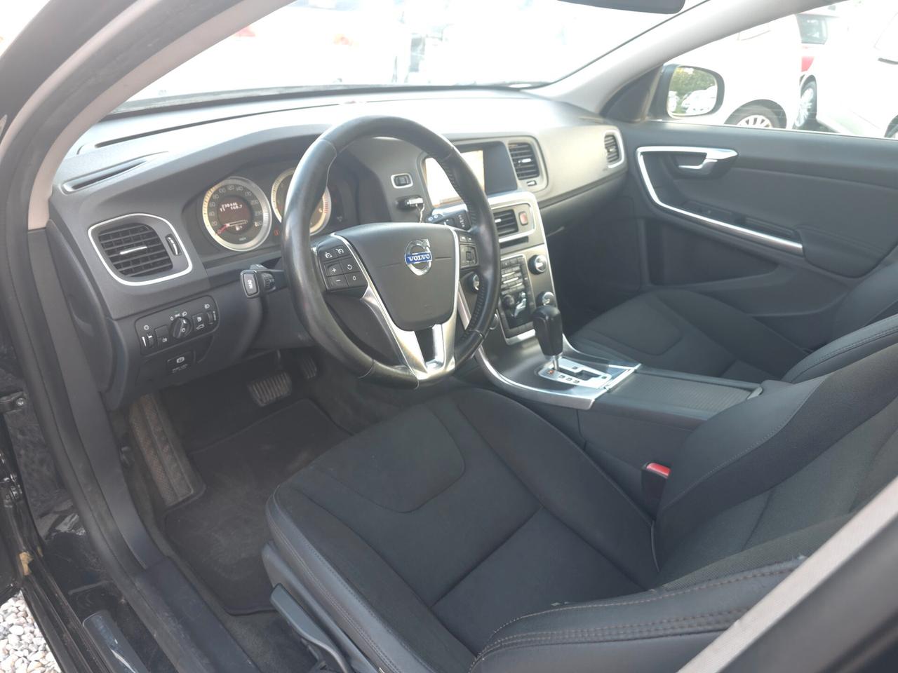 Volvo V60 D3 Geartronic Summum