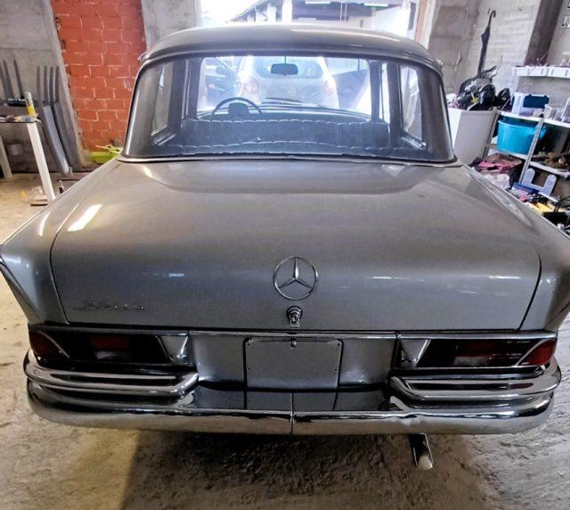 MERCEDES-BENZ 220 S