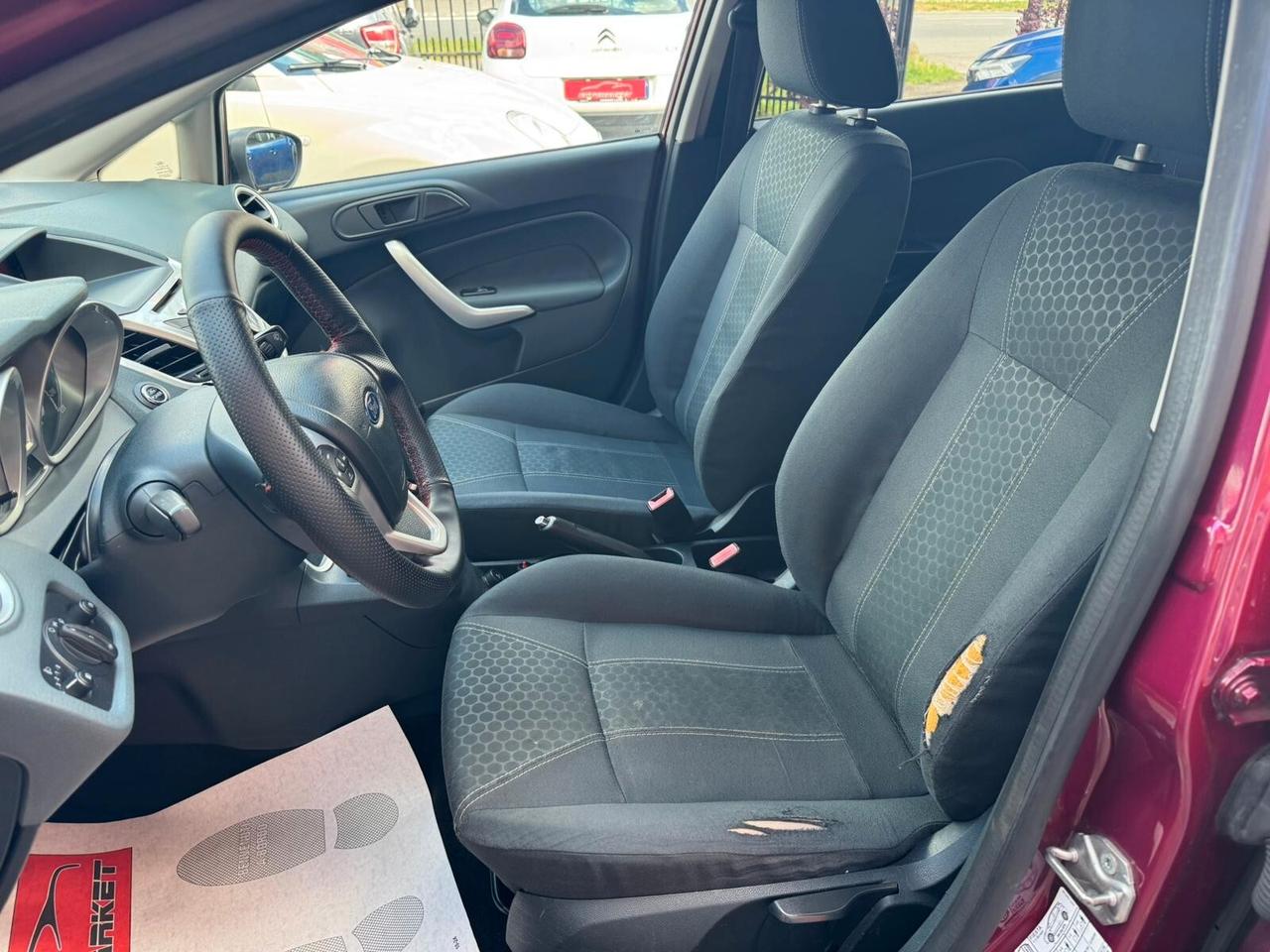 Ford Fiesta 1.4 TDCi 70cv 5p. Titanium