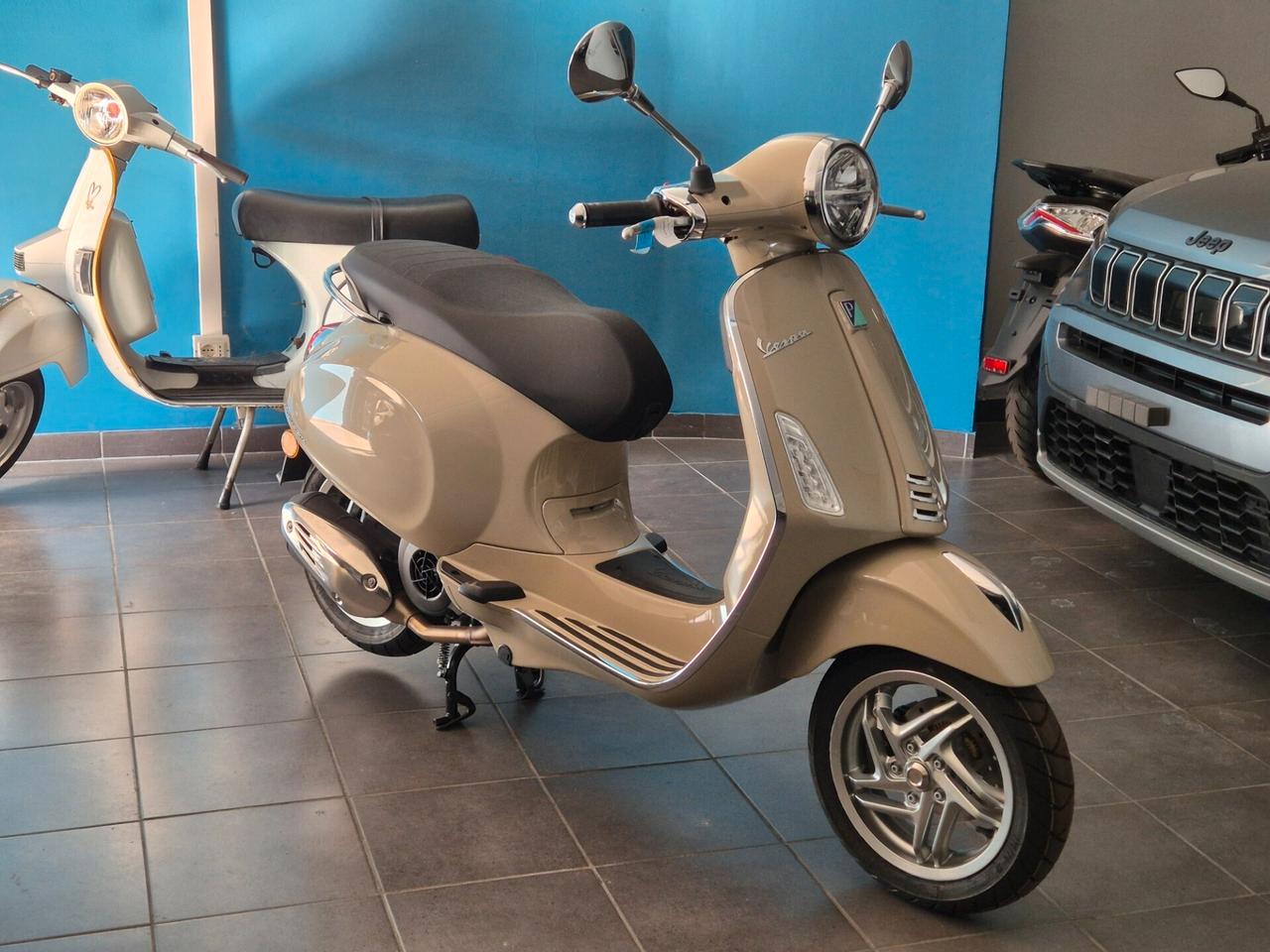 Vespa primavera