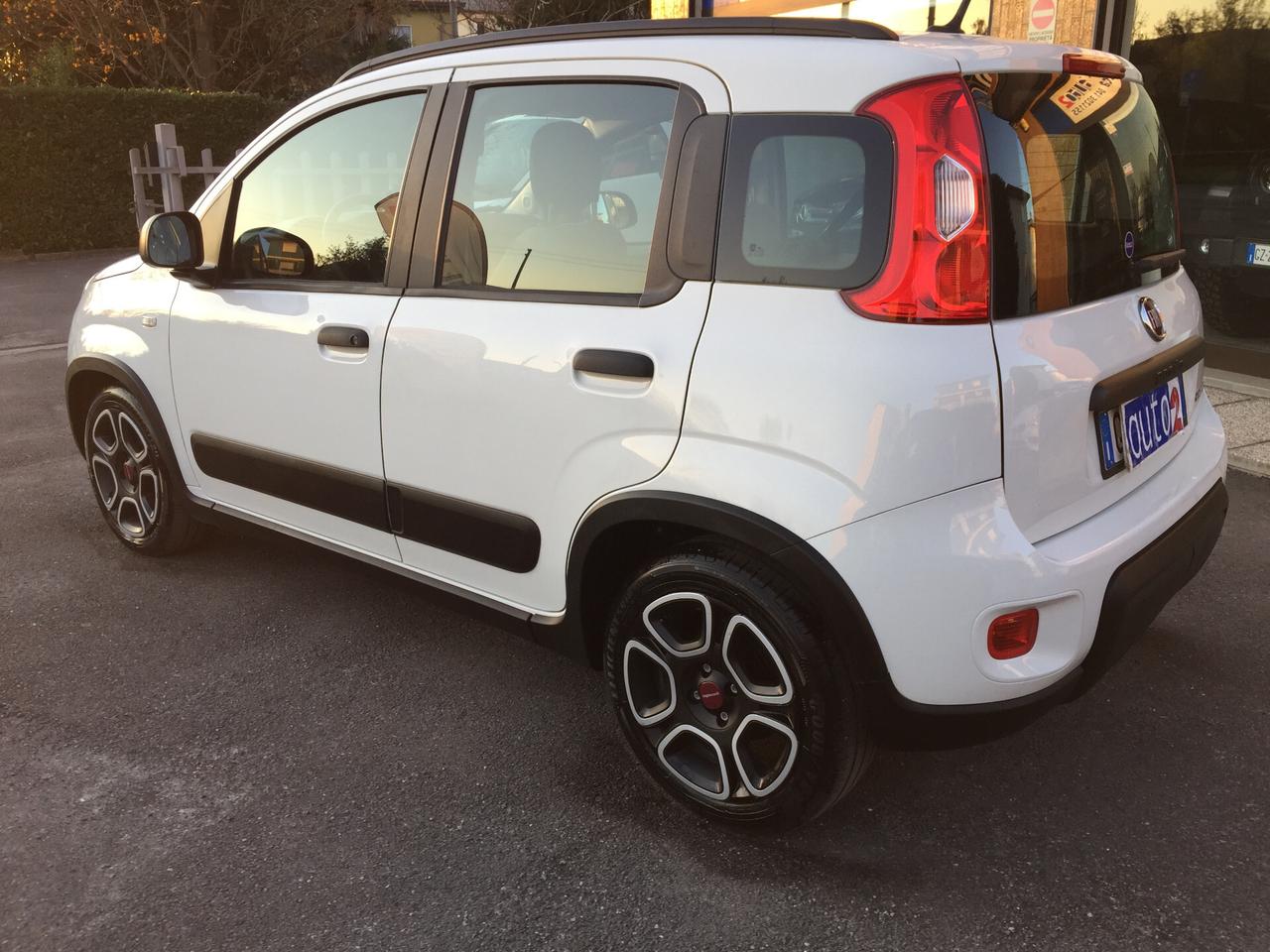 Fiat Panda 1.0 FireFly S&S Hybrid City Life X NEOPATENTATI
