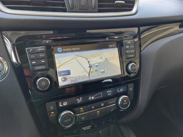 NISSAN Qashqai 1.5 dCi N-Connecta Uniprò Navig. Tetto panorama