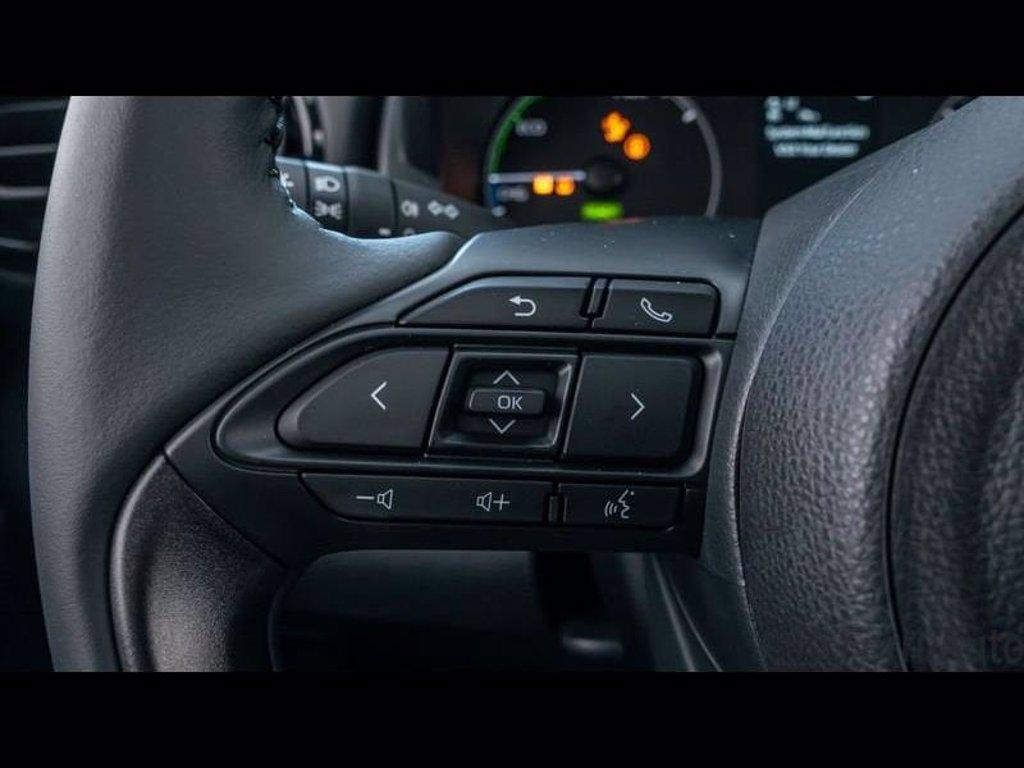 TOYOTA Yaris 1.5h trend del 2021