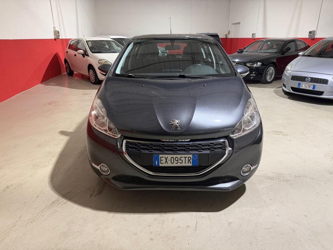 Peugeot 208 PureTech 82 ETG5 S&S 5 porte Allure