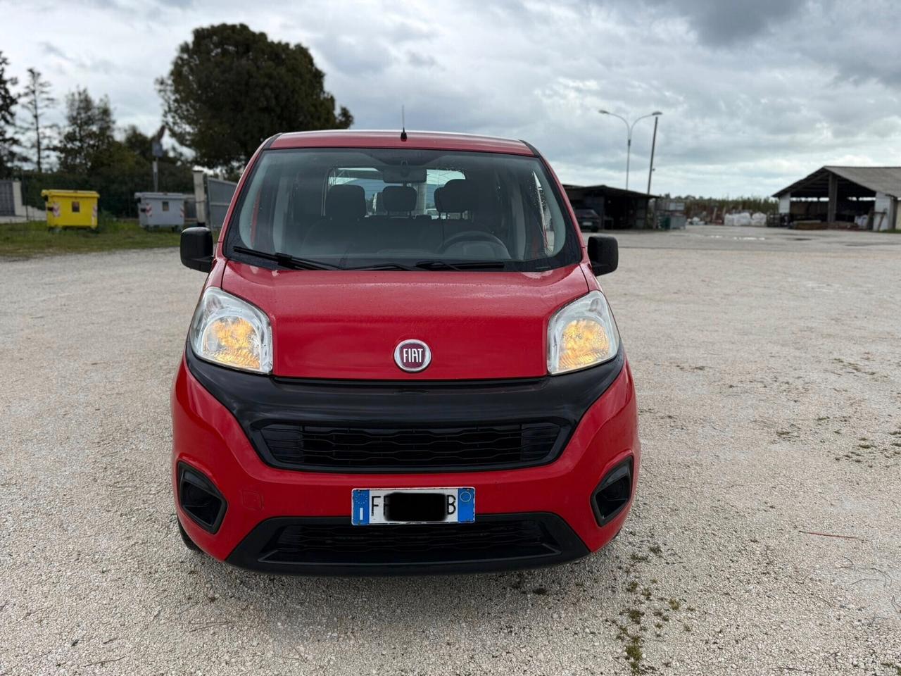 Fiat qubo 5posti 1.4 natural power EURO6 Uniproprietà