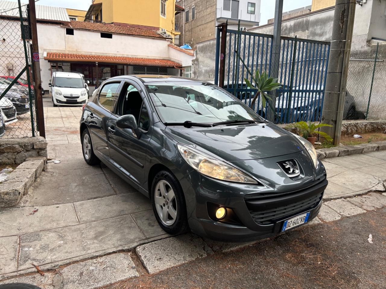 Peugeot 207 1.4 8V 75CV 5p. Energie Sport ECO GPL