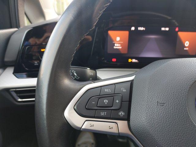 VOLKSWAGEN Golf 1.0 TSI EVO Life Uniprò km 28000 Fatturab.