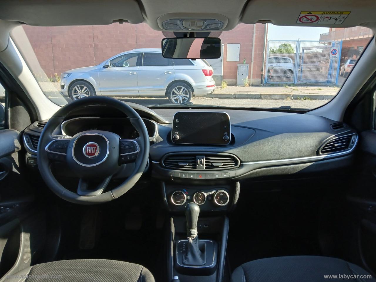 FIAT Tipo 1.6 Mjt S&S DCT 5p. Lounge