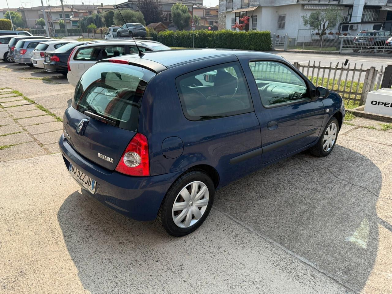 Renault Clio Storia 1.2 3 porte GPL Confort NEOPATENTATI
