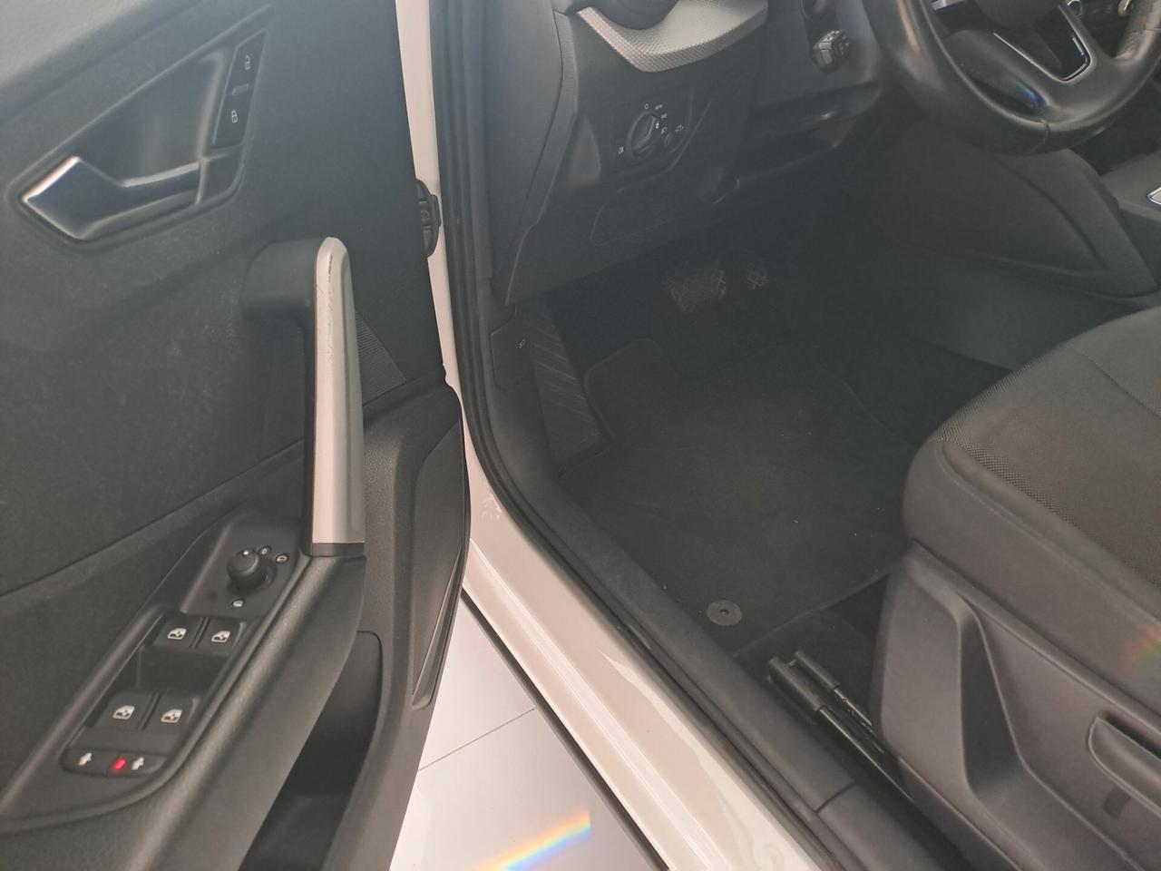 Audi Q2 30 TDI S tronic Identity Black Anno 2022