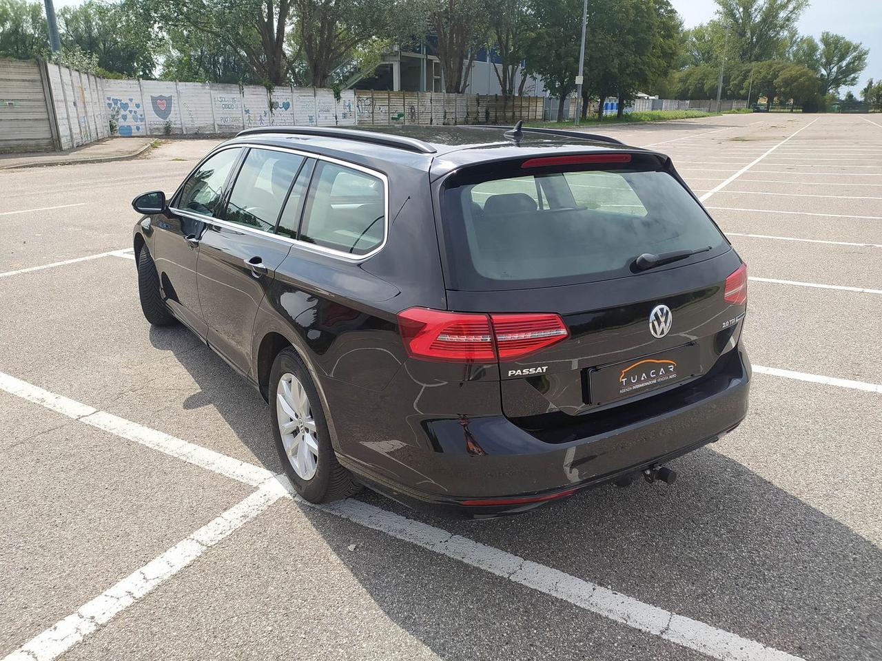 Volkswagen Passat Highline 2.0 TDI 150CV #11280