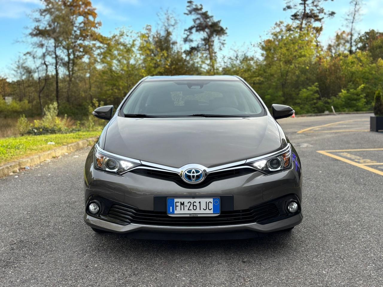 Toyota Auris 1.8 Hybrid Lounge