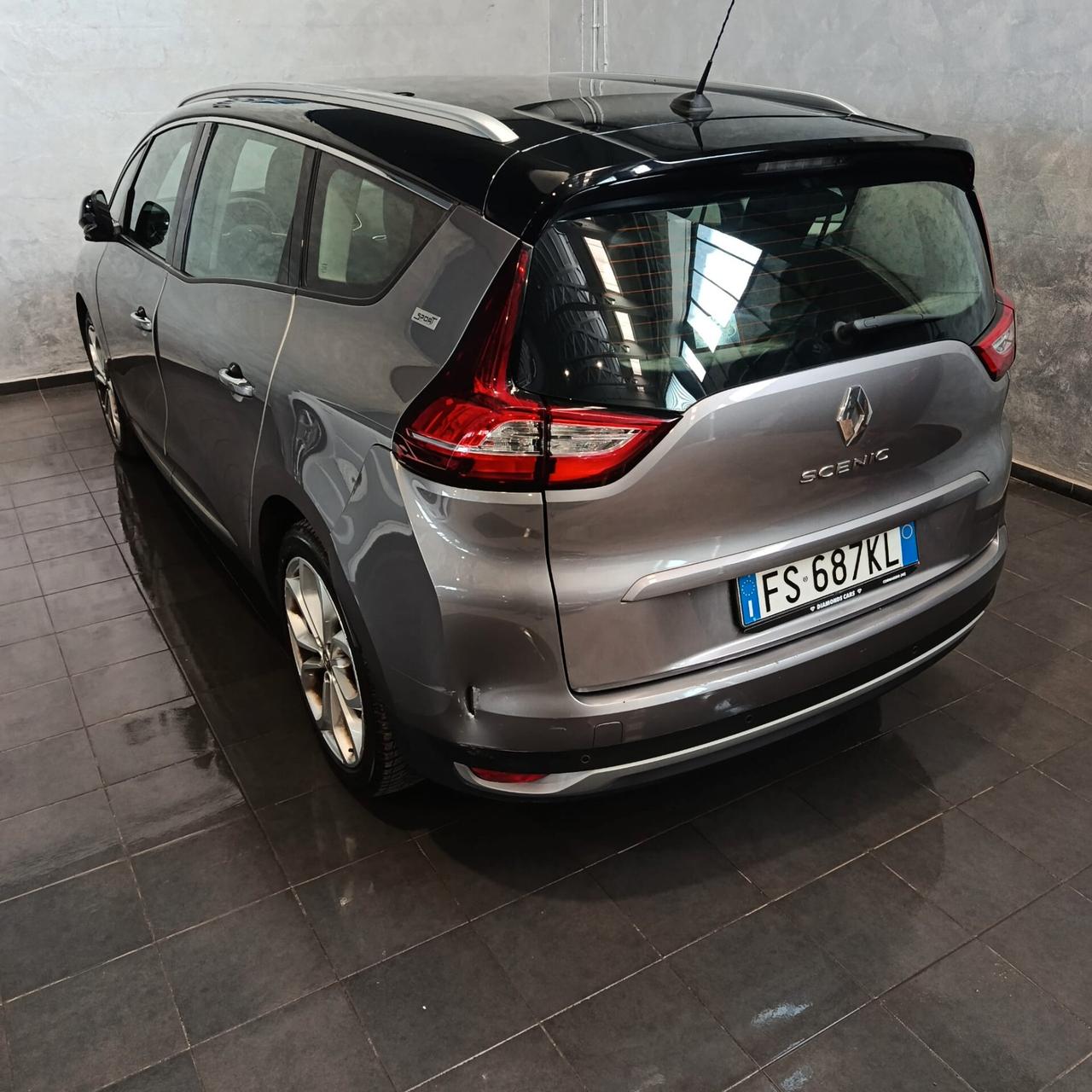 Renault SCENIC 1.4 TCE 7 POSTI