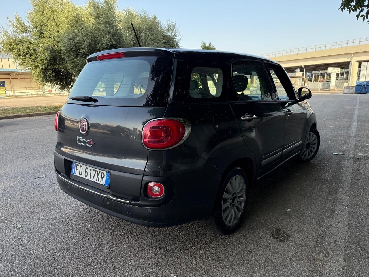 Fiat 500L 1.6 Multijet 120 CV Lounge in ottime condizioni