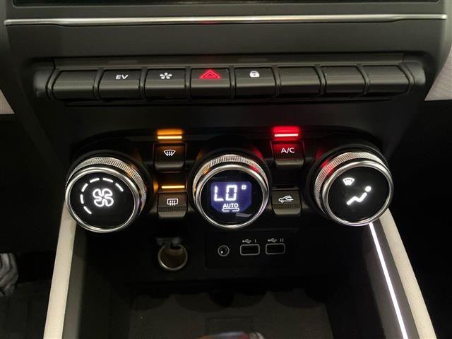 RENAULT Clio 5 Porte 1.6 E-Tech full hybrid 145cv Techno A