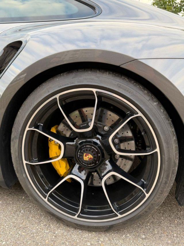 PORSCHE 911 Turbo S Coupé Asse Post Matrix Tetto special Color