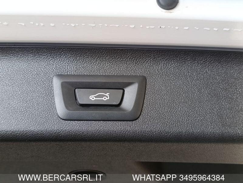BMW Serie 5 520d 48V Touring Business*SEDILI RISCALDATI*TELECAMERA*PDC*FULL LED*GANCIO TRAINO*