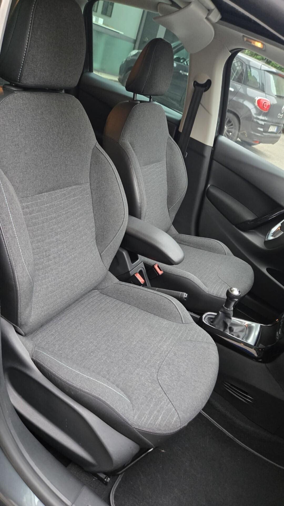Citroen C3 PureTech 82 Esclusive x Neopatentati