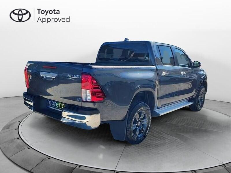 Toyota Hilux 2.4 d-4d C&C 4x4 Lounge