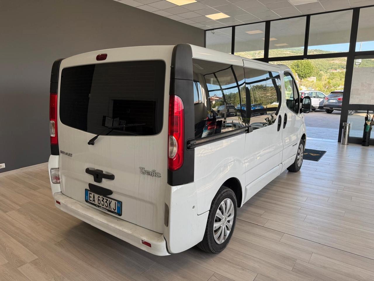 Renault Trafic 2.0 dCi/115 PC-TN Limousine