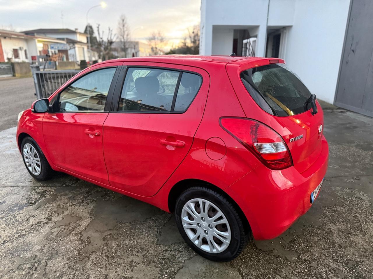 Hyundai i20 1.2 5p. Neopatentati no blocchi 2012