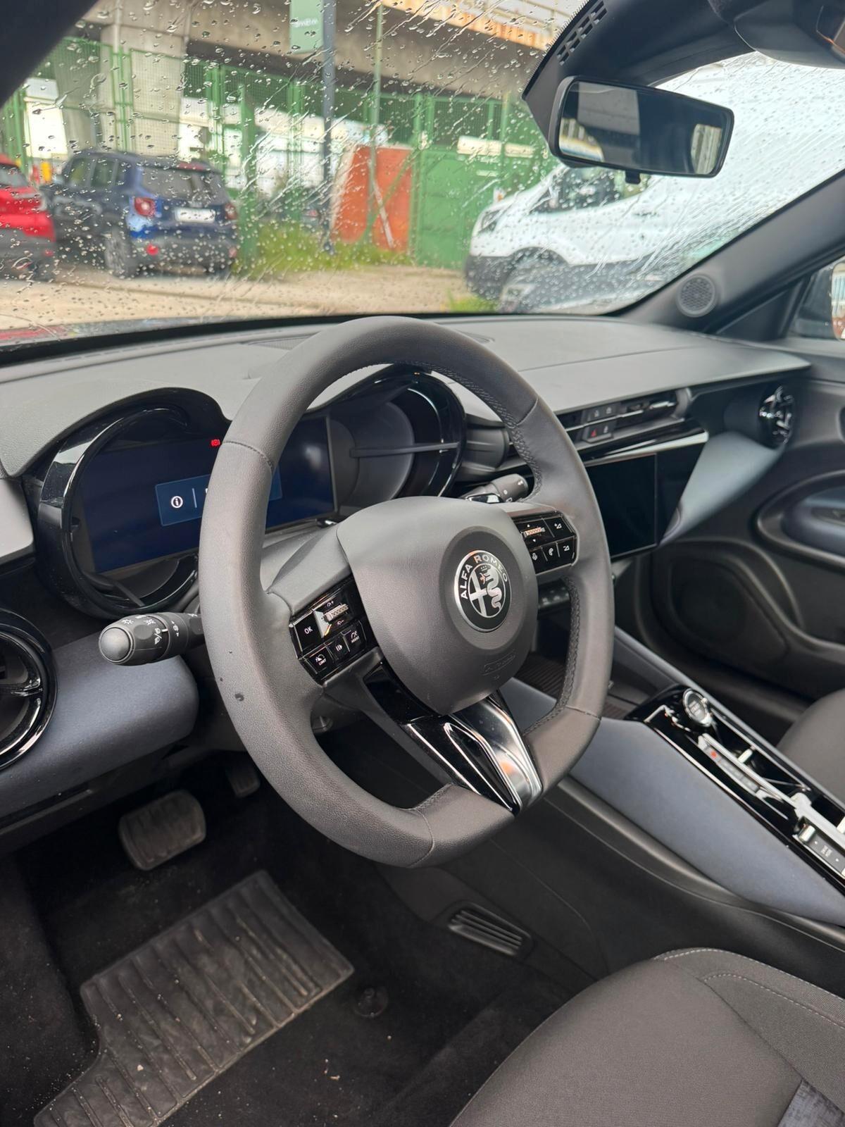 Alfa Romeo Junior 1.2 136 CV Hybrid eDCT6 -2025