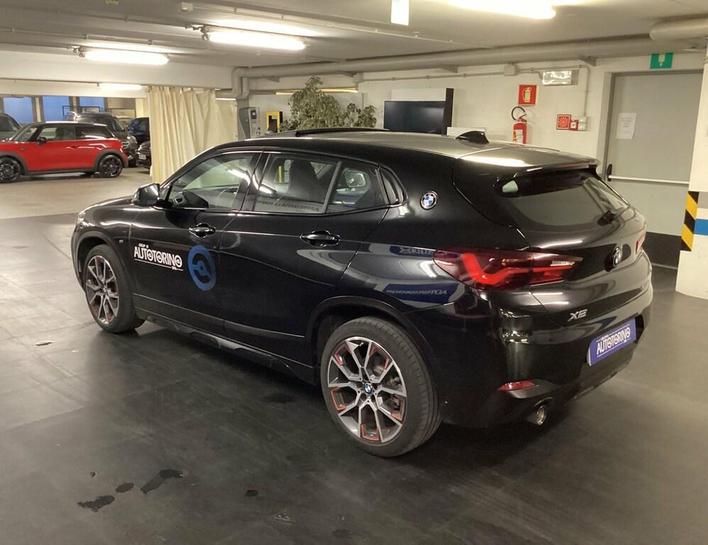 BMW X2 18 i M Mesh Edition sDrive Steptronic