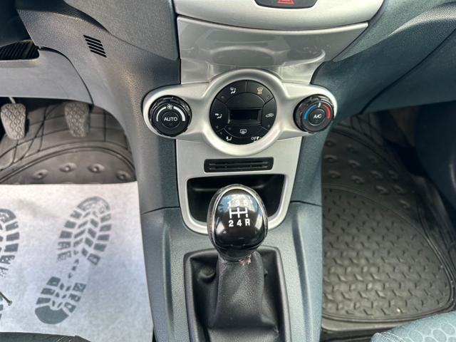 FORD Fiesta 1.4 5 porte Bz.- GPL Titanium