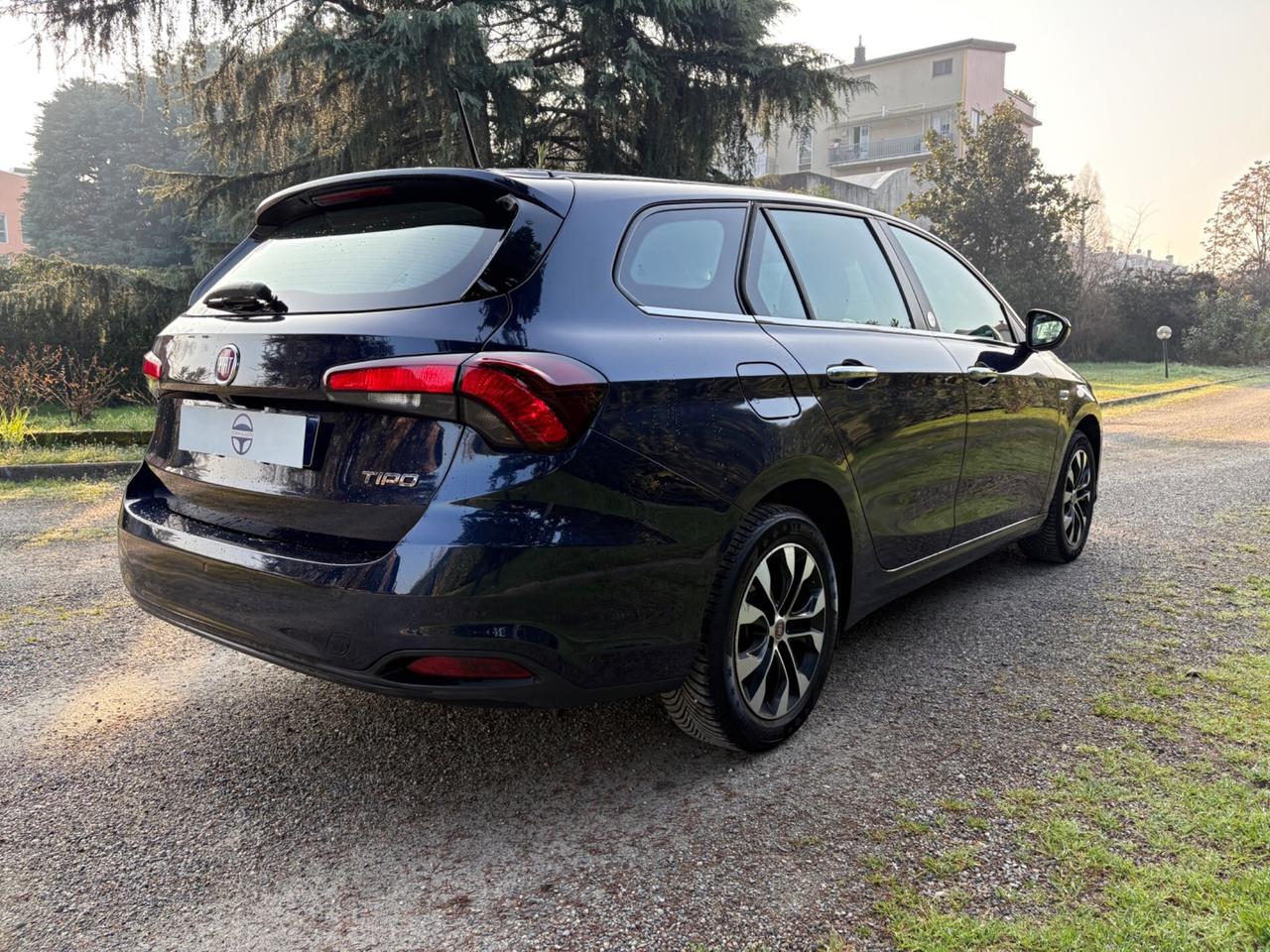 Fiat Tipo 1.6 Mjt 120cv SW Mirror - Unicoprop.
