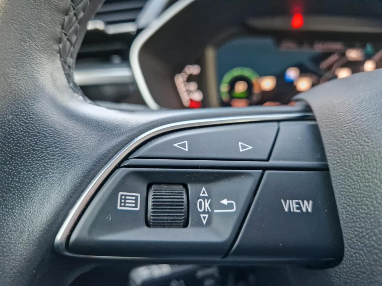 Audi Q3 35 TDI S tronic Business