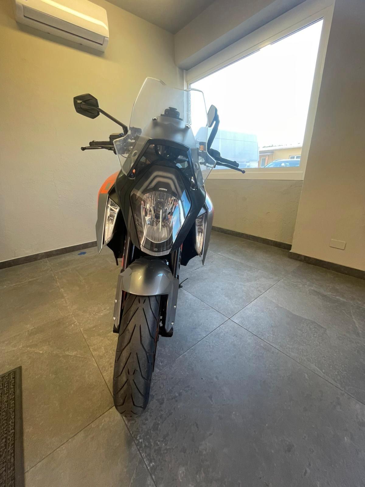 Ktm 1290 Super Duke GT