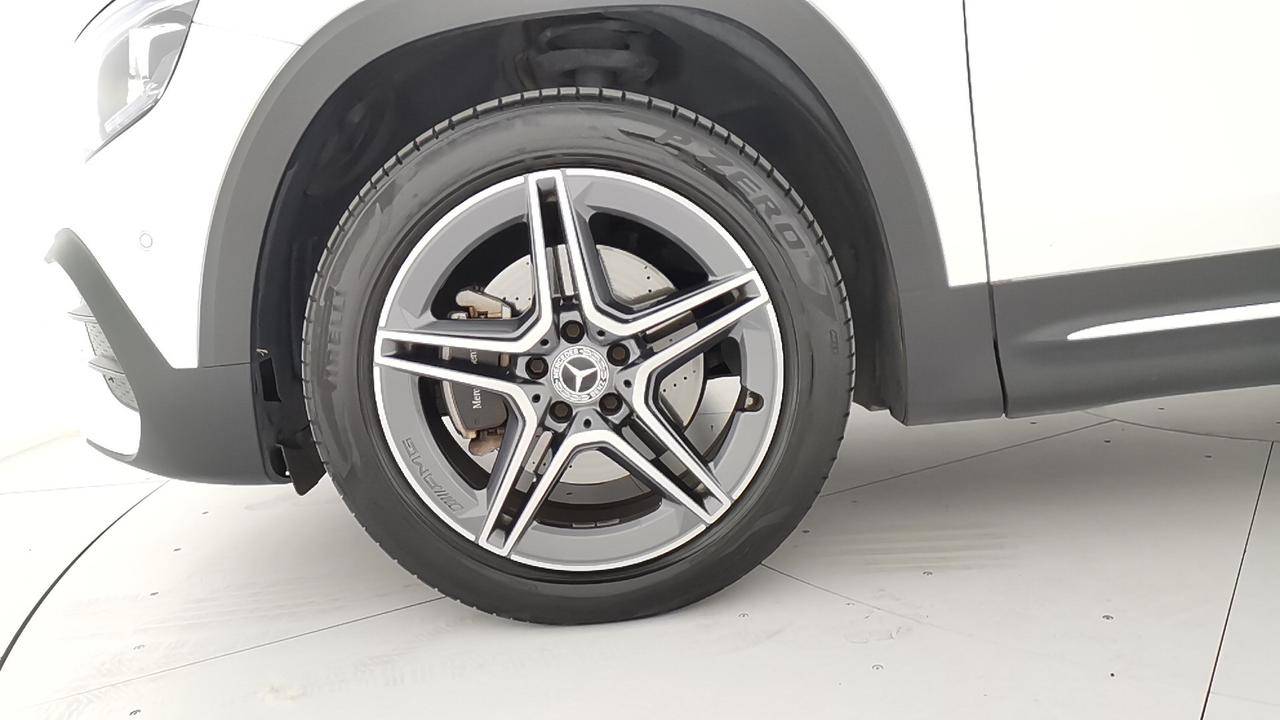 Mercedes-Benz GLB - X247 2019 - GLB 200 d Premium auto