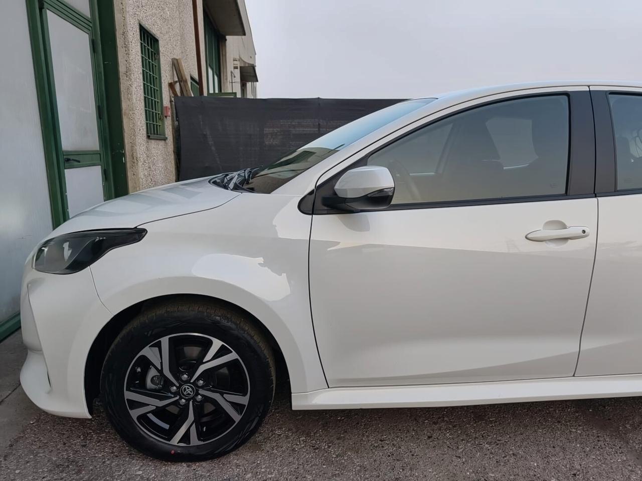 Toyota Yaris IBRIDA NO VINCOLI FINANZIARI NUOVA 2024