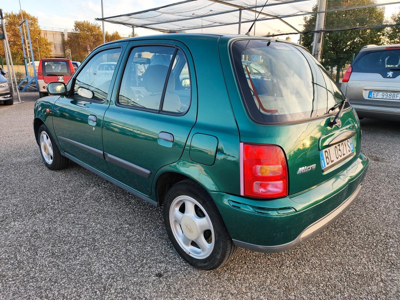 Nissan Micra 1.4i 16V cat 5 porte Luxury