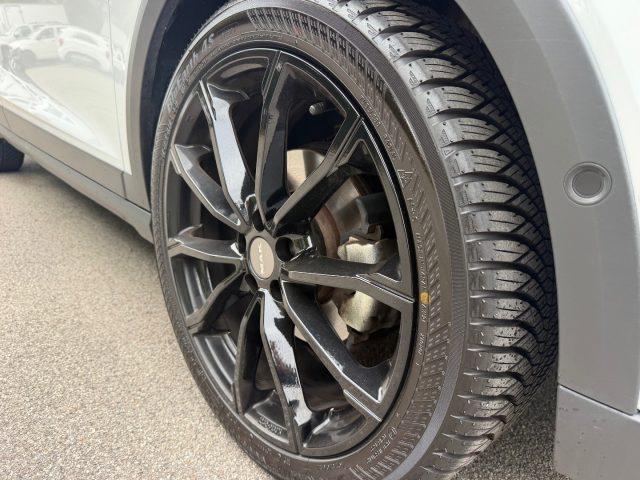 SEAT Arona 1.0 TSI 95CV FR BICOLOR CERCHI BRUNITI DA 18"