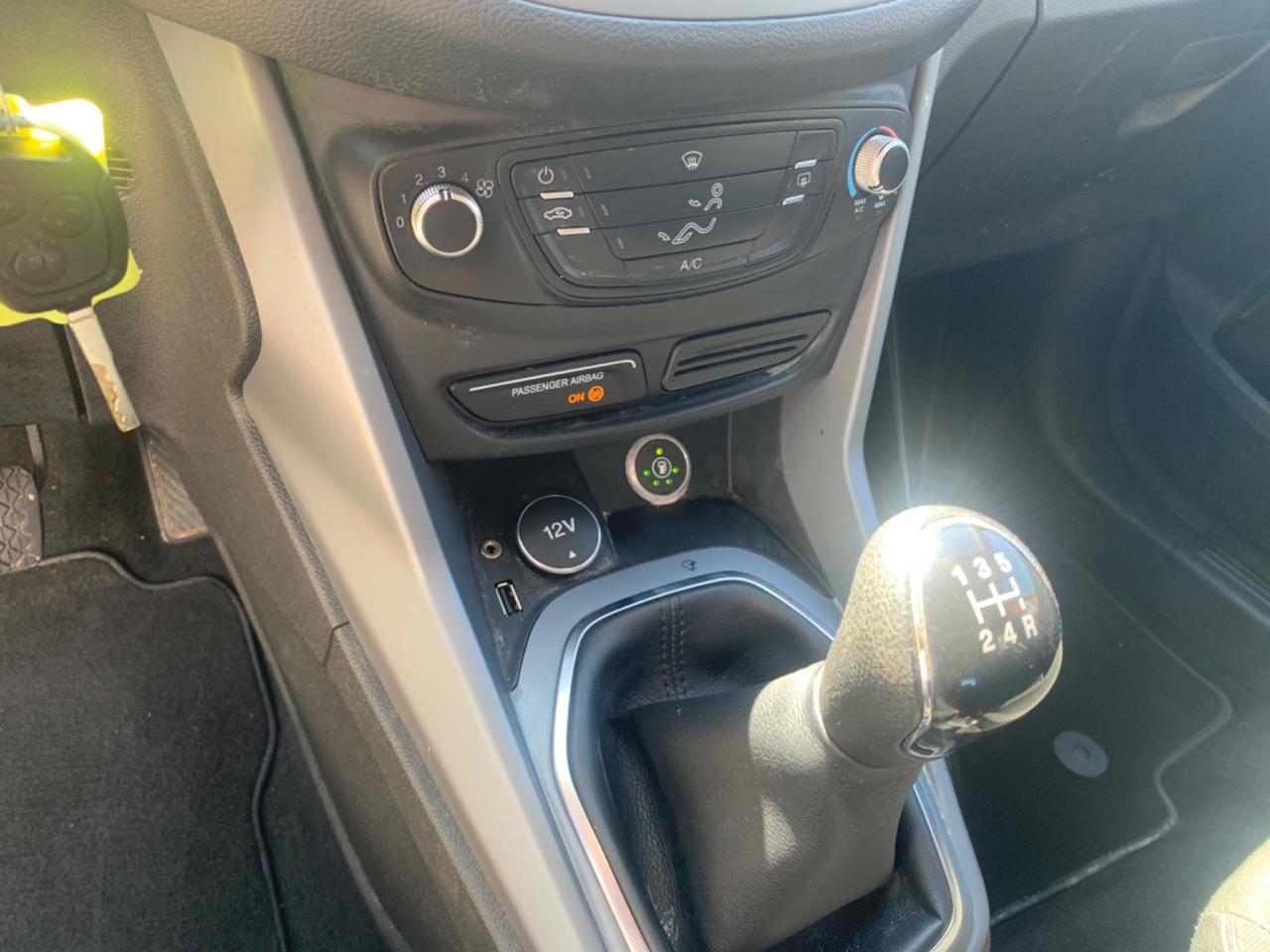 Ford B-Max 1.4 90 CV GPL Titanium