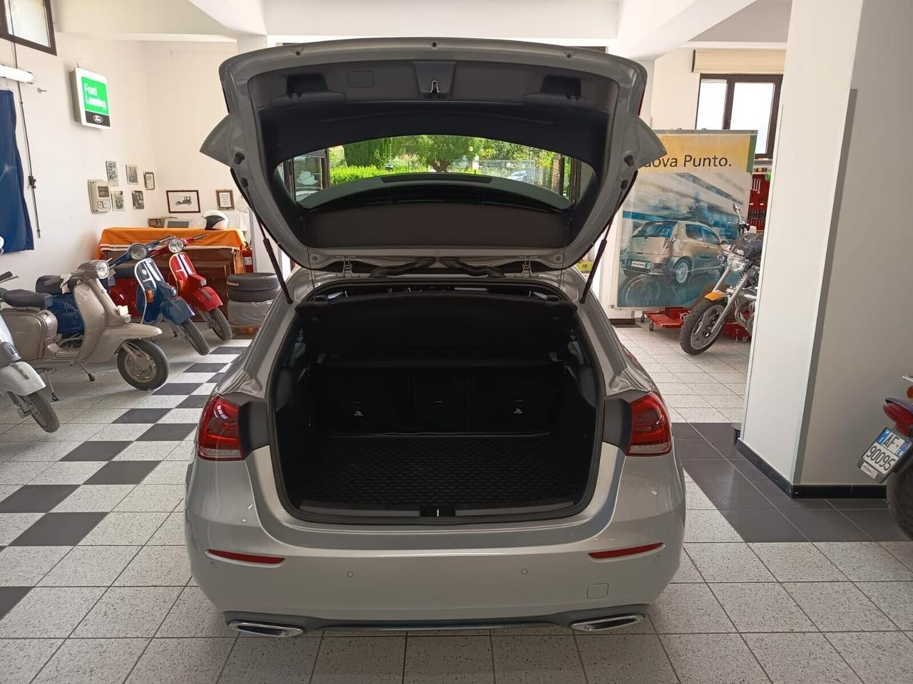 Mercedes-benz A 180 d Automatic Premium