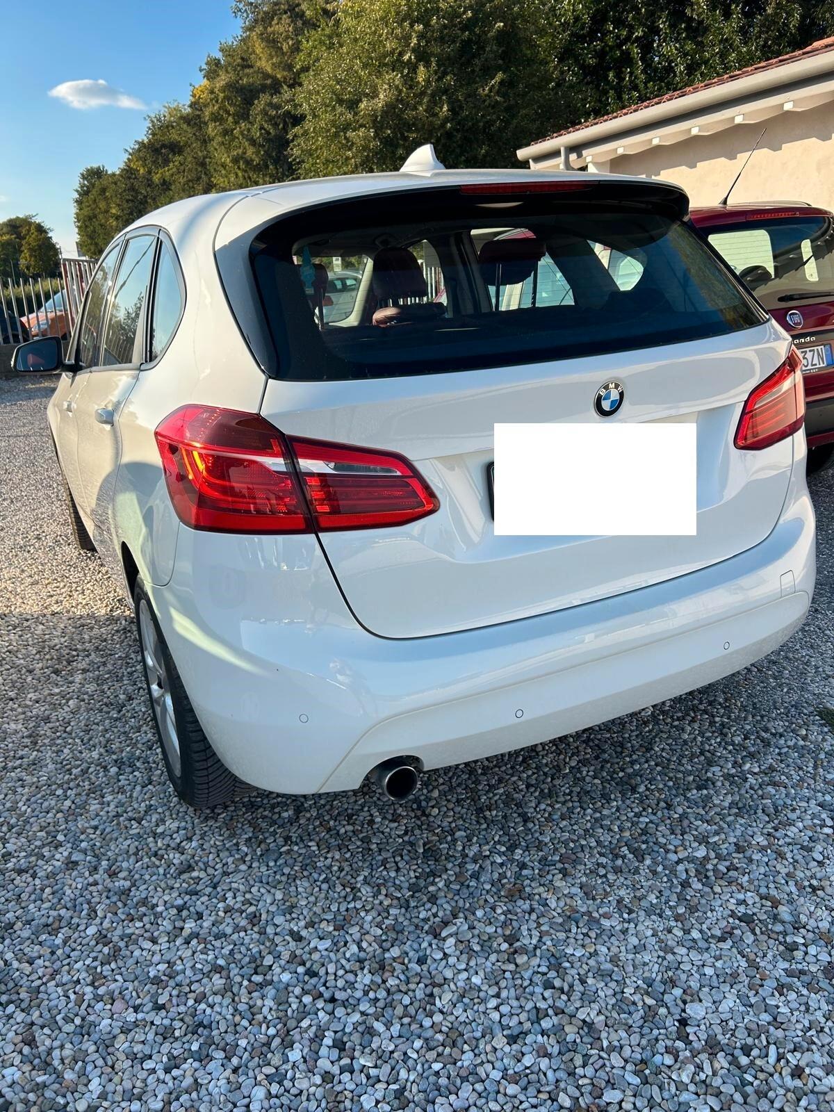 Bmw 218 218d active TOURER LUXURI Automatica