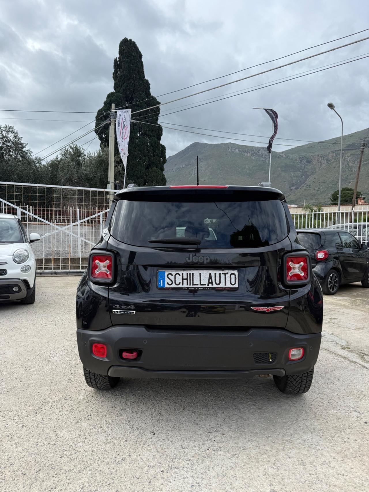 Jeep Renegade 2.0 Mjt 170CV 4WD Active Drive Low Trailhawk