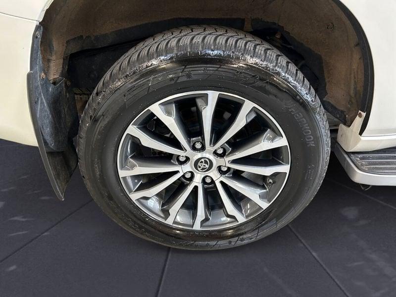 Toyota Land Cruiser 2.8 D4-D A/T 5 porte Executive